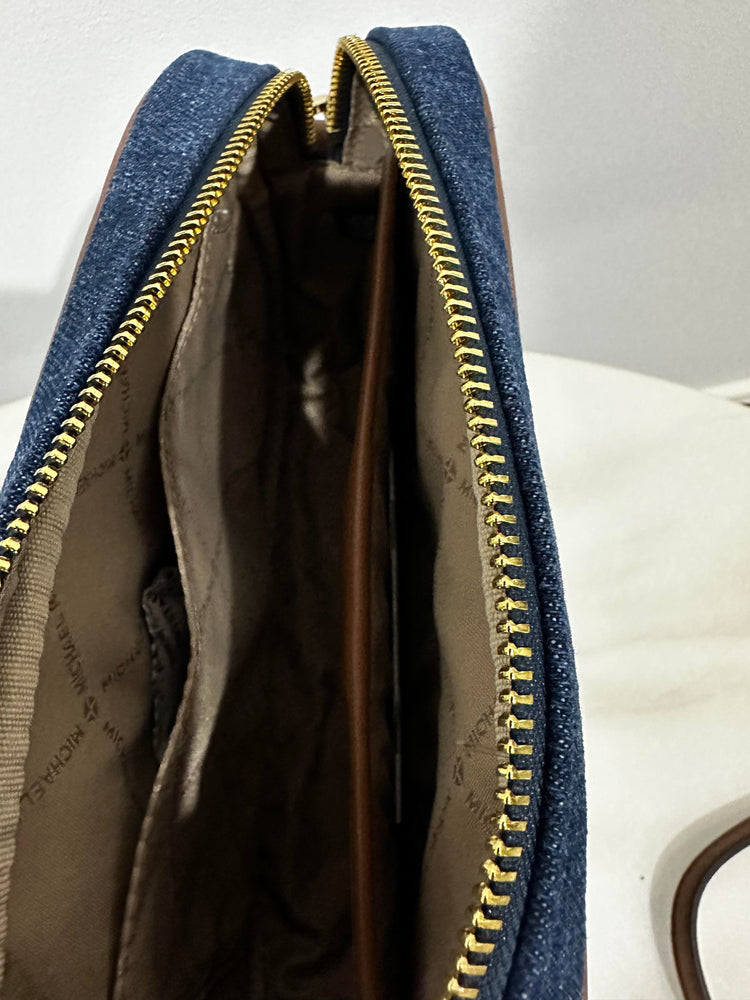Michael Kors Jet Set Crossbody