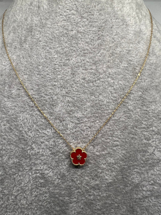 VCA Spring Collection Gold Necklace 18 Inches