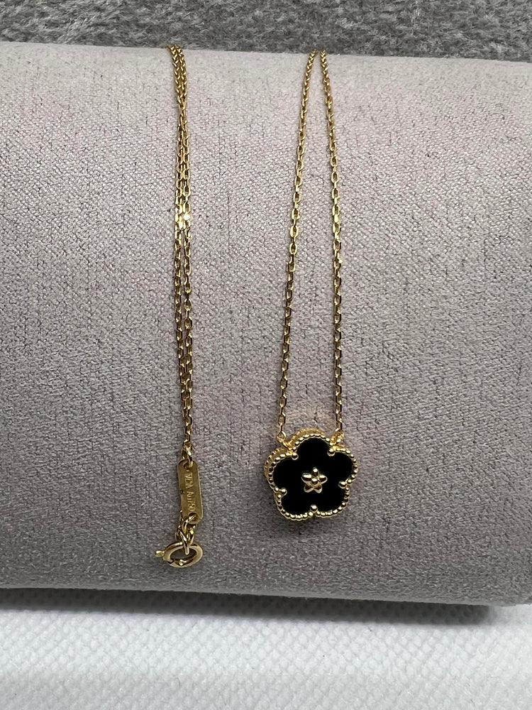 VCA Spring Collection Gold Necklace 18 Inches